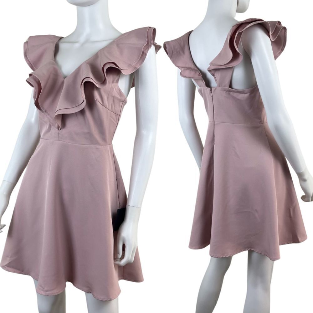 Lulus Womens Size M Divine Darling Light Pink Ruffled Skater Mini NEW Dress